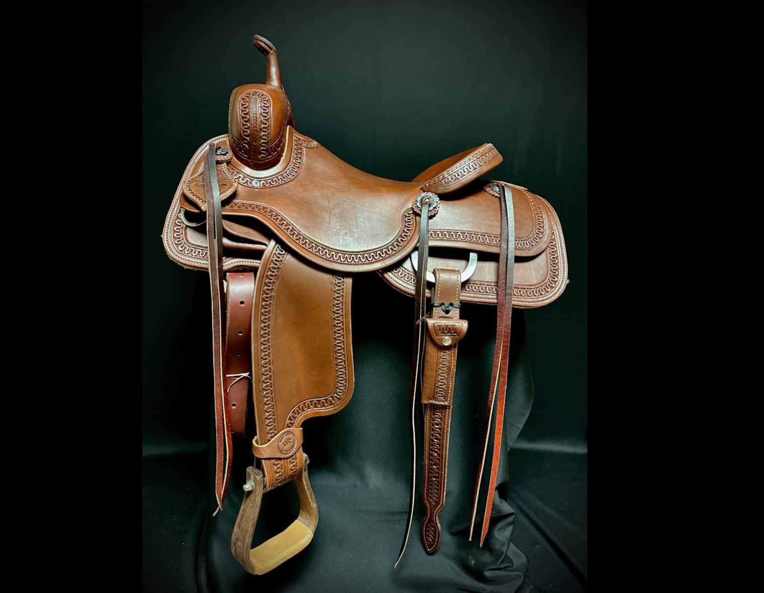 5 White Rock Cutting Saddle — custom leather saddle
